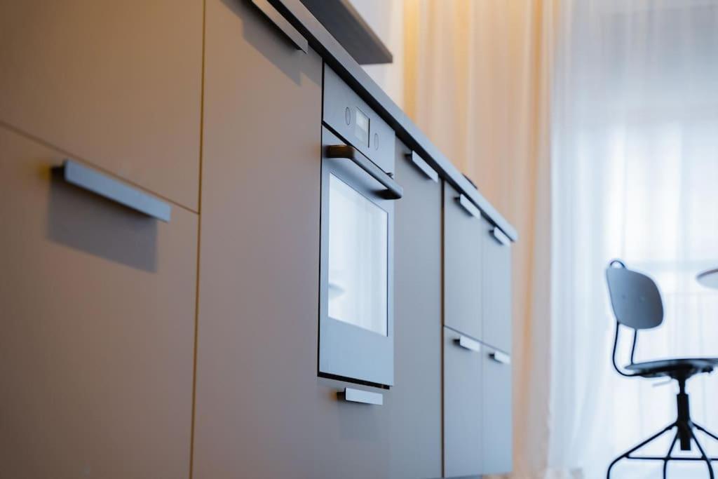 Designer Flat Heart Of The City Apartment